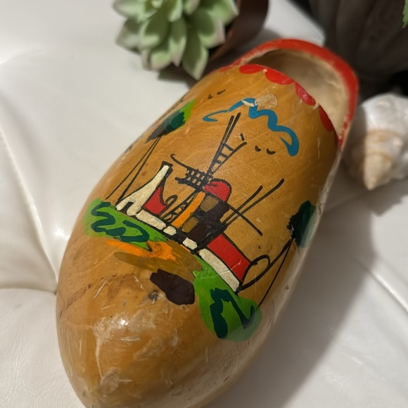 “Holland” Wooden Clog Collectible-Vintage with Wear - Picture 4 of 13